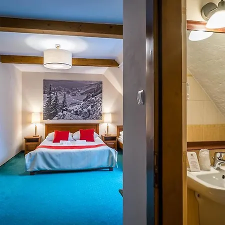 Bed & Breakfast Sichlanski Dworek & 4*