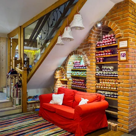 Sichlanski Dworek & Bed & Breakfast