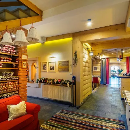 Oda ve Kahvaltı Sichlanski Dworek &