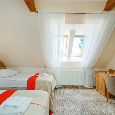 Sichlanski Dworek & Bed & Breakfast