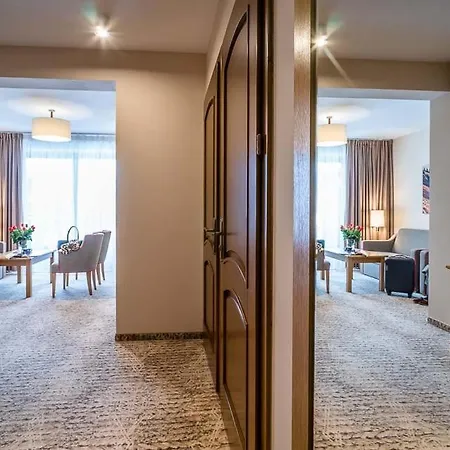 Nocleg ze śniadaniem Sichlański Dworek&spa 4*