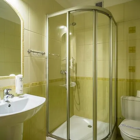 Sichlanski Dworek & Bed & Breakfast 4*