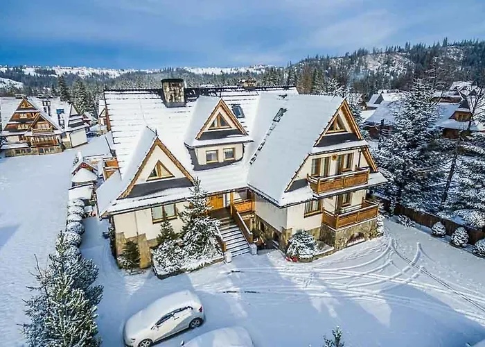 Oda ve Kahvaltı Sichlanski Dworek & 4*