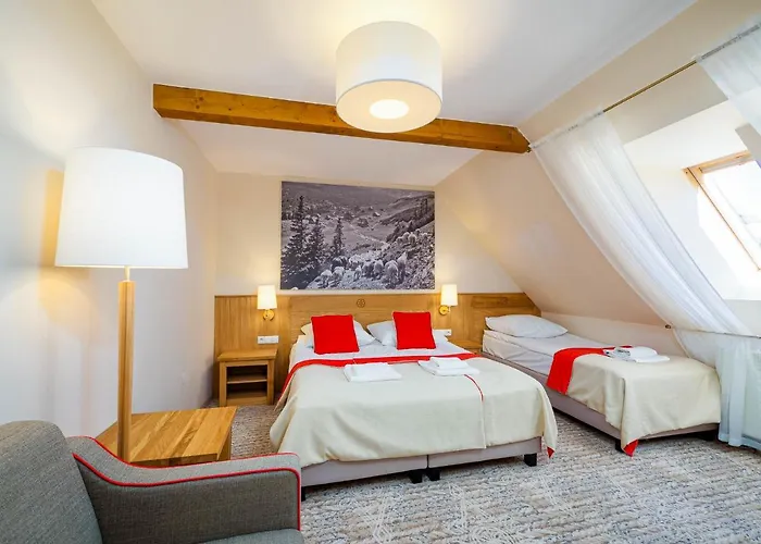 Bed & Breakfast Sichlanski Dworek 4*