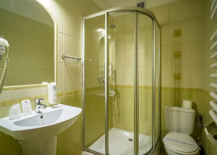 Sichlanski Dworek Bed & Breakfast 4*